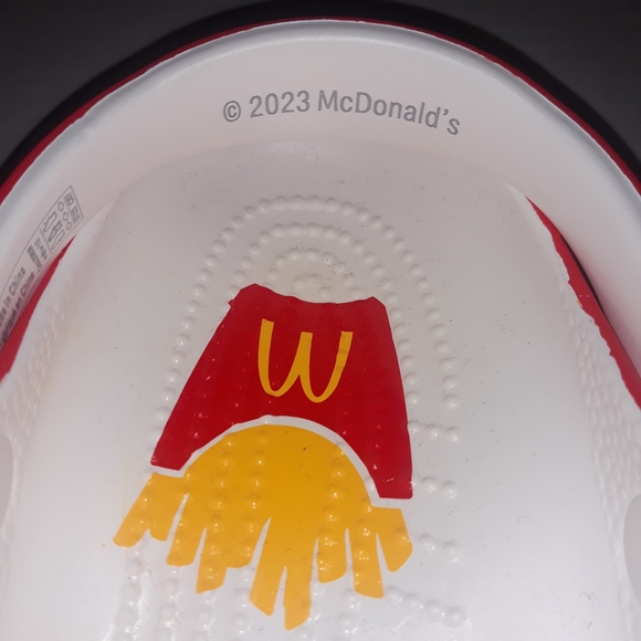 (New) McDonald's X Crocs Classic Clog (M8/W10) (M9/W11) (M10/W12) - Picture 9 of 9